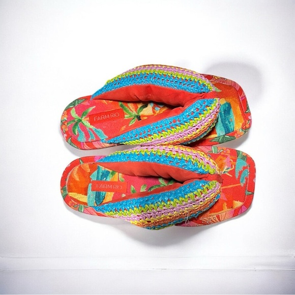 🌻Farm Rio Tropical Rainbow Puffy Fluffy Crochet Flip Flop Sandals Women Size 8 - Picture 7 of 10